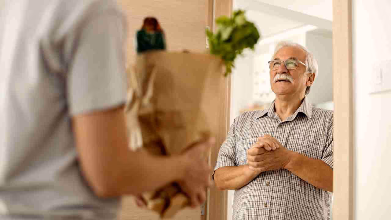 Plain-language guide to HUD’s flex card rules for seniors on rental assistance